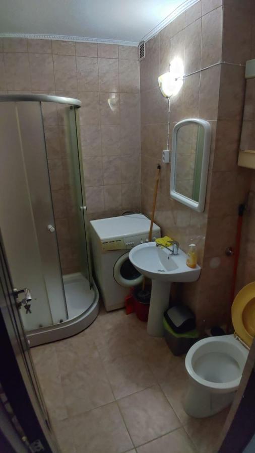 Flora Apartament Διαμέρισμα Σάτου Μάρε Εξωτερικό φωτογραφία
