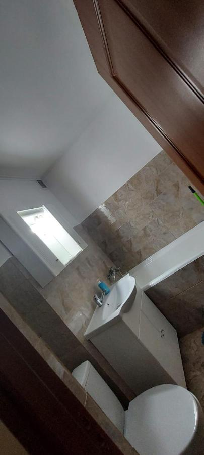 Flora Apartament Διαμέρισμα Σάτου Μάρε Εξωτερικό φωτογραφία